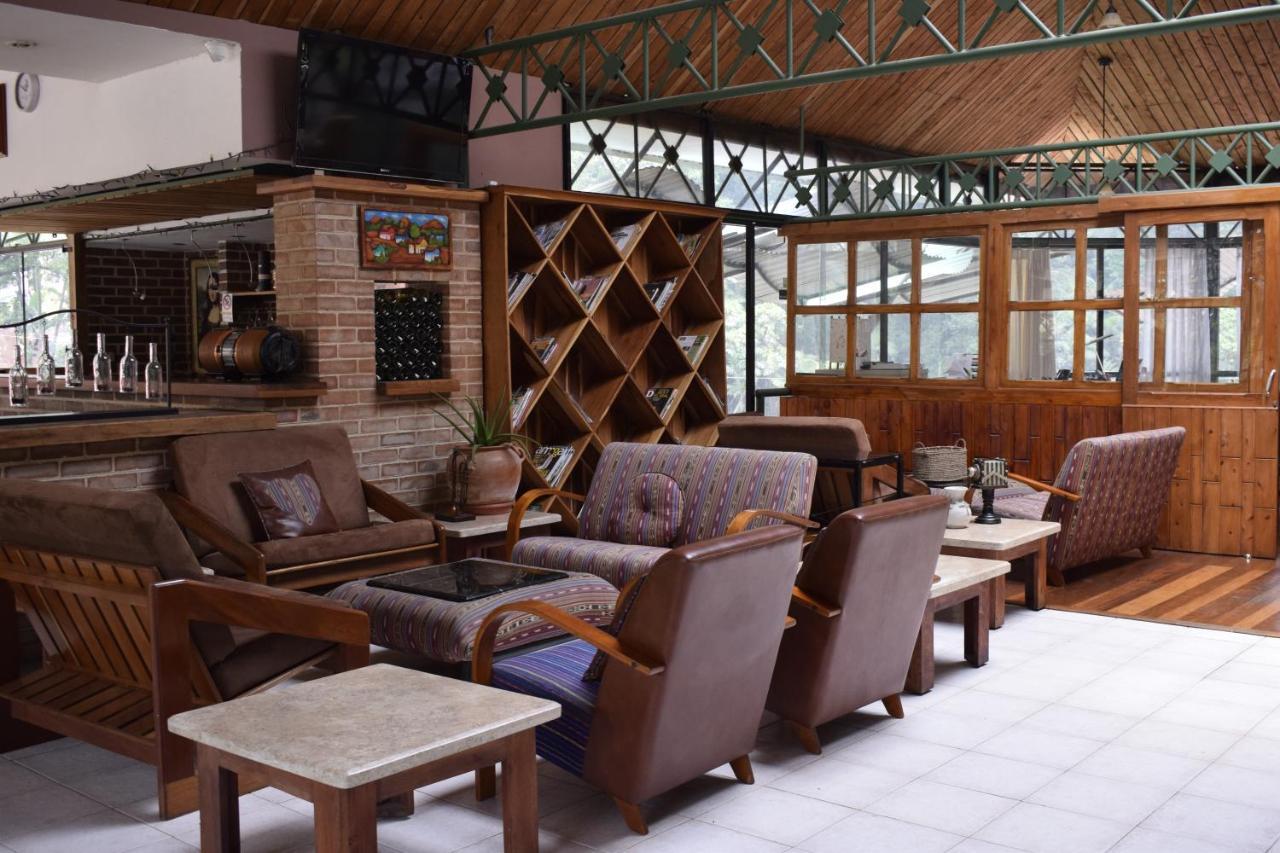 Park Hotel Santa Cruz Verapaz Kültér fotó
