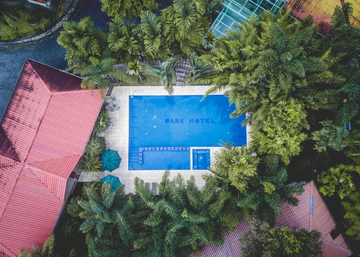 Park Hotel Santa Cruz Verapaz Kültér fotó