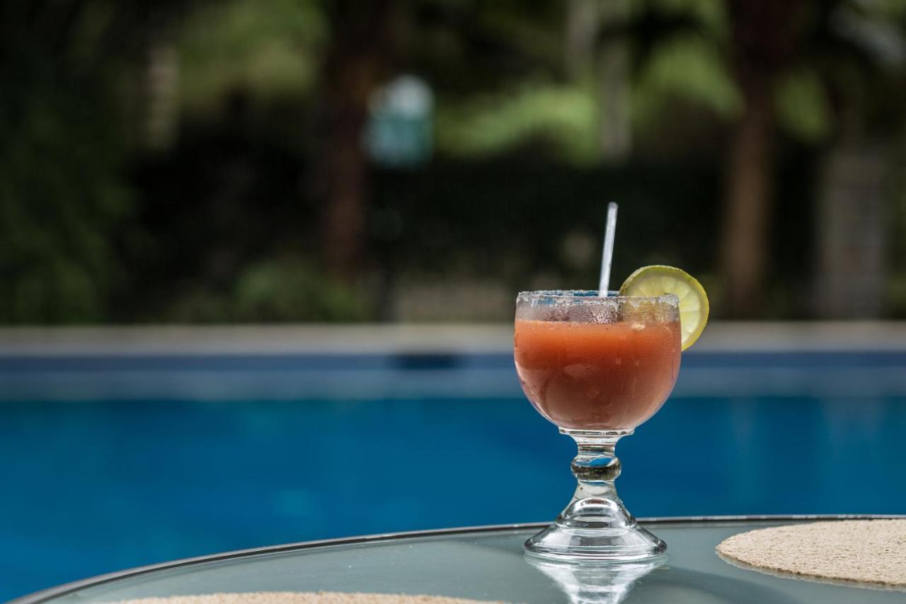 Park Hotel Santa Cruz Verapaz Kültér fotó